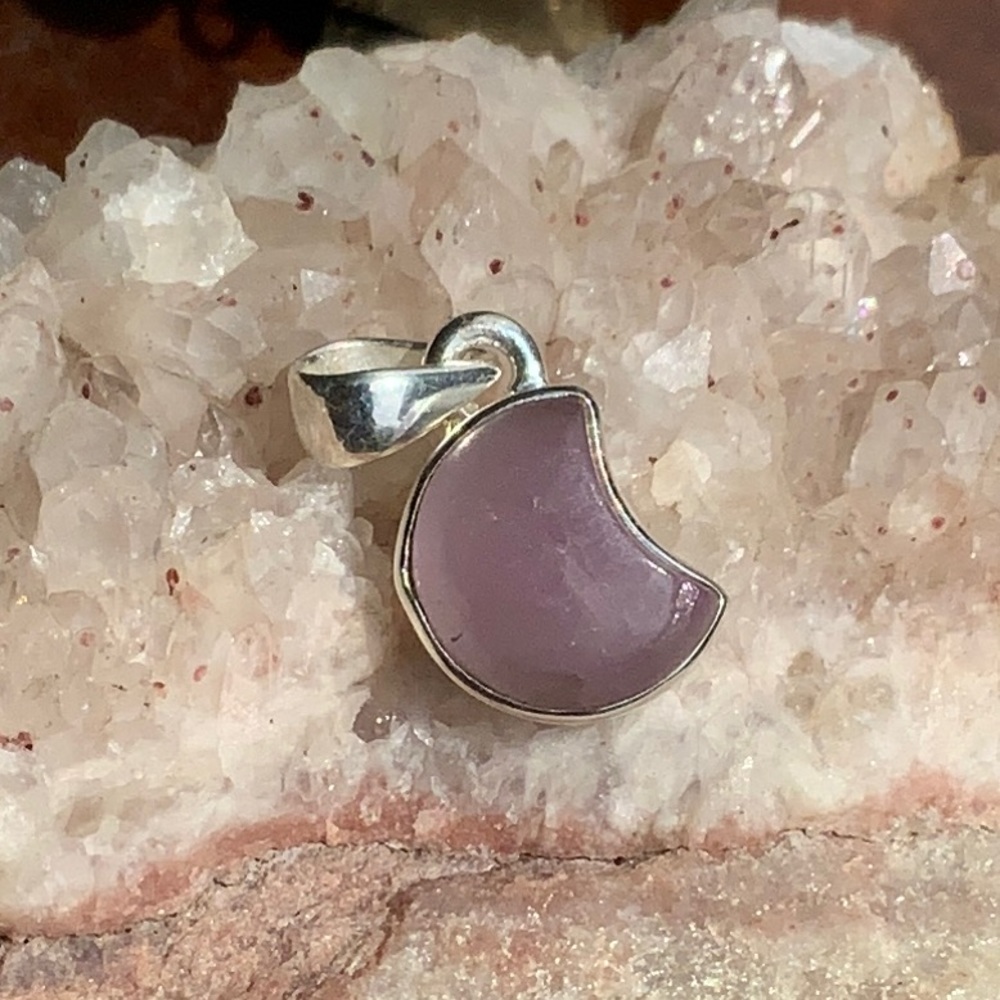 KUNZITE CRESCENT MOON 925 STERLING SILVER PENDANT